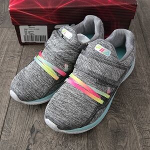 FILA Girls Sneakers Size 4 Gray Rainbow Strap Running Shoes Velcro starp NIB